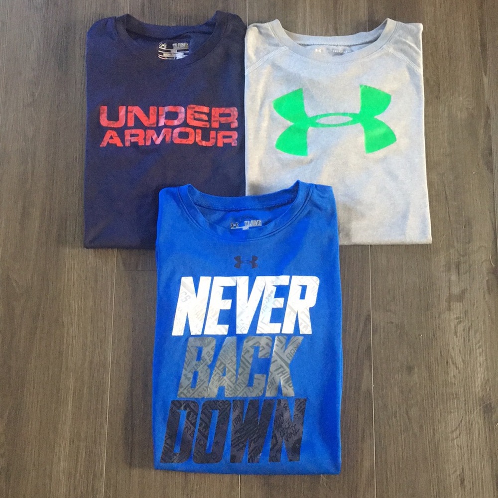 3 UA HeatGear Youth XL Tee Shirts